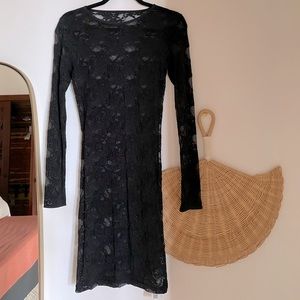 Stretch Lace Long sleeve bodycon dress!